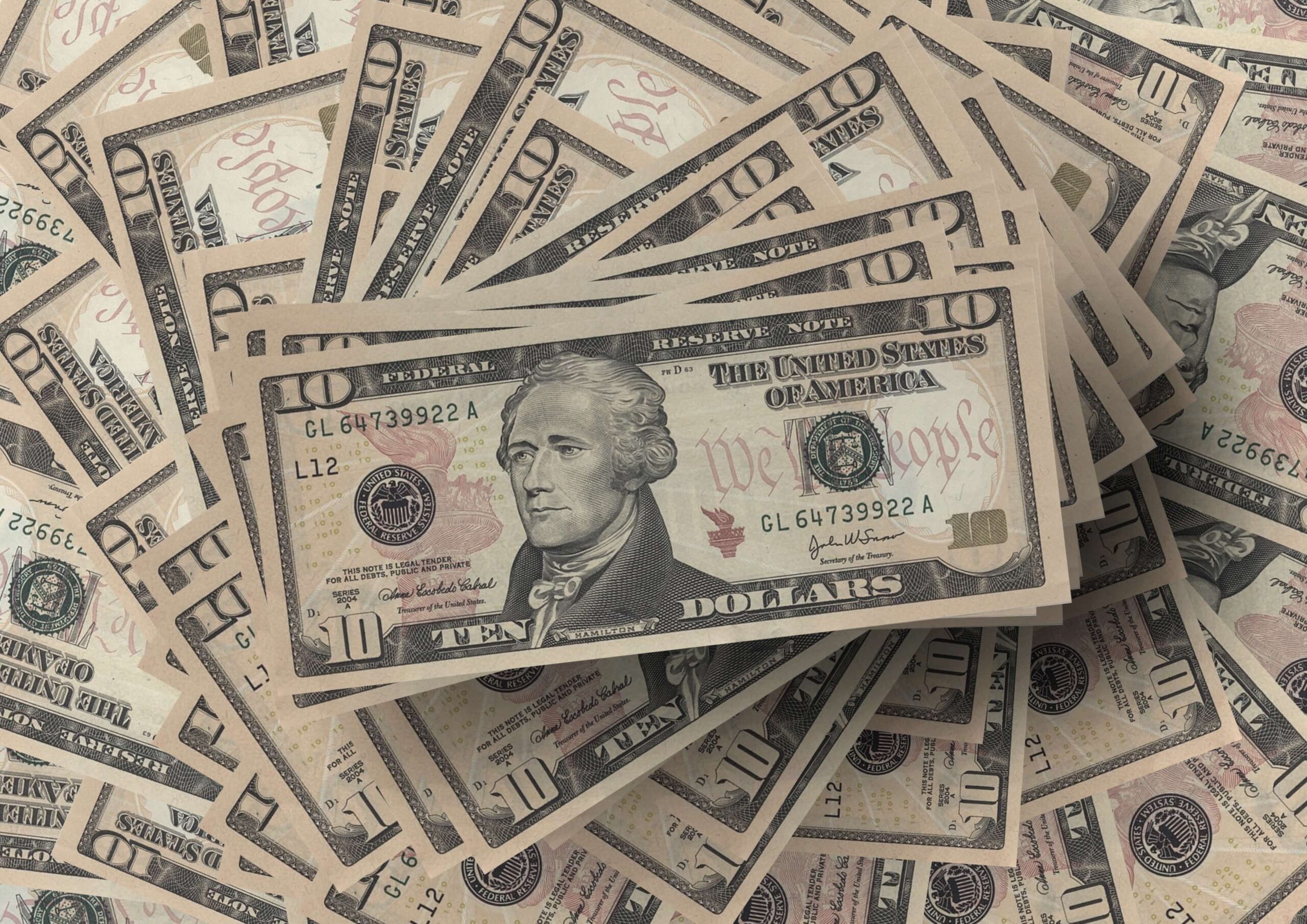 환율 상승과 달러 가치 변화로 인한 물가 상승과 경제 영향 이미지